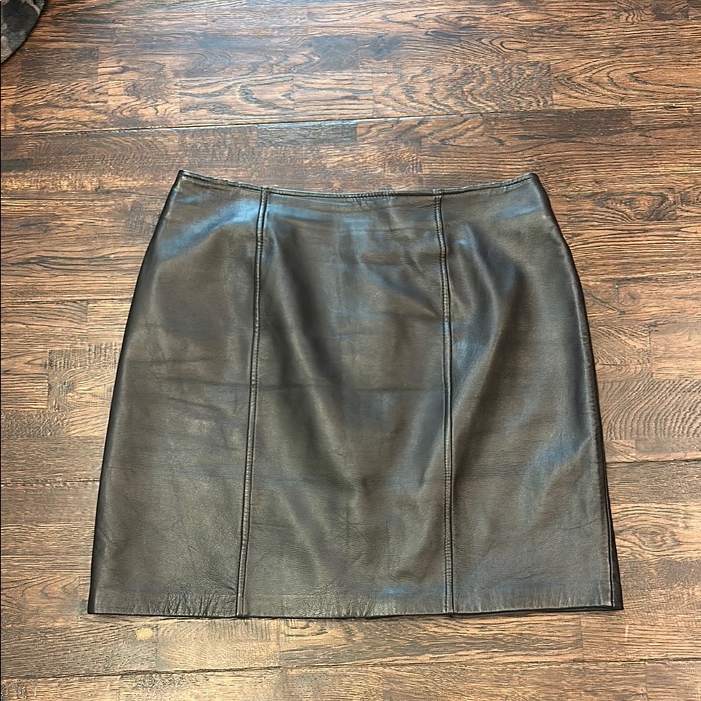 Petite Sophisticate Black Mini Pencil Skirt